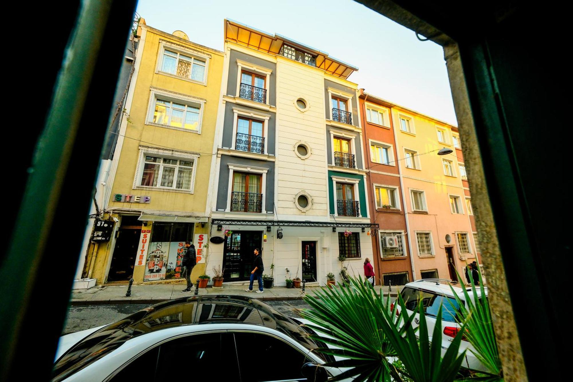 Step Suites Istanbul Exterior photo